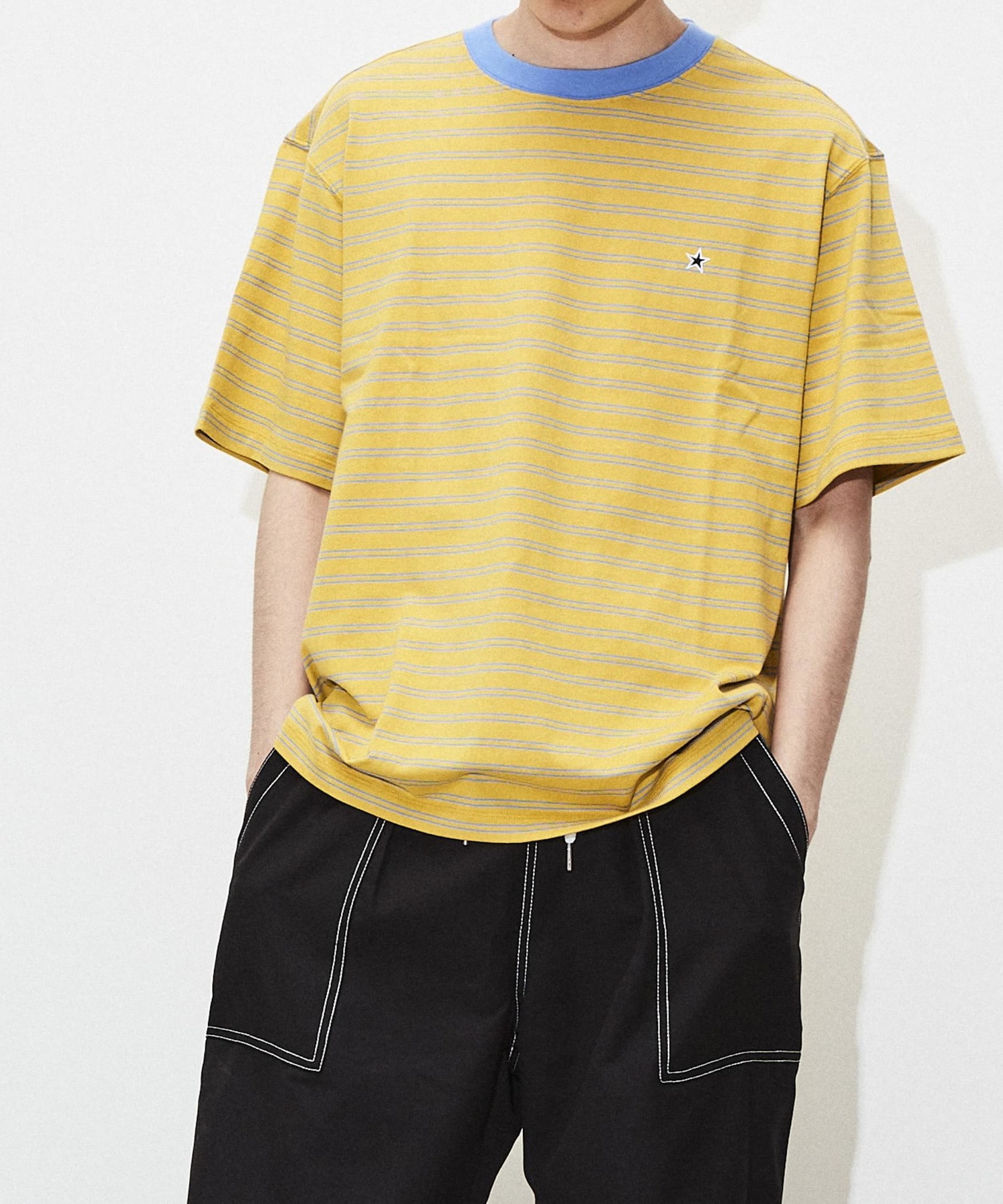 STAR ONE POINT NARROW BORDER TEE