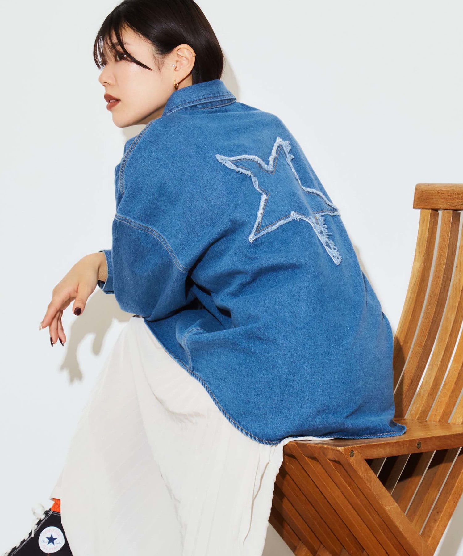 STAR★ PATCH DENIM SHIRT