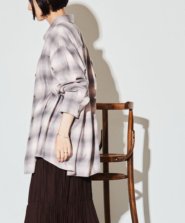 OVERSIZE OMBRE CHECKED SHIRT 詳細画像 9