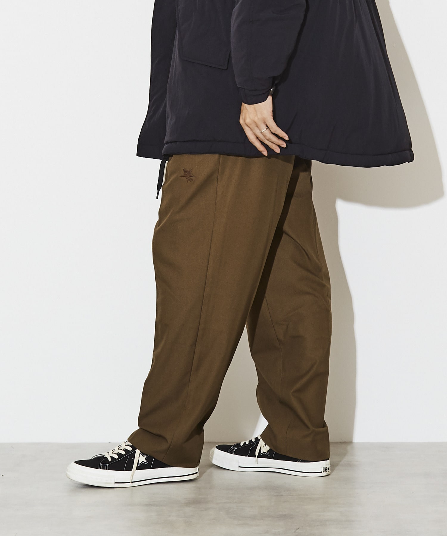 TWILL TAPERED SLACKS PANTS