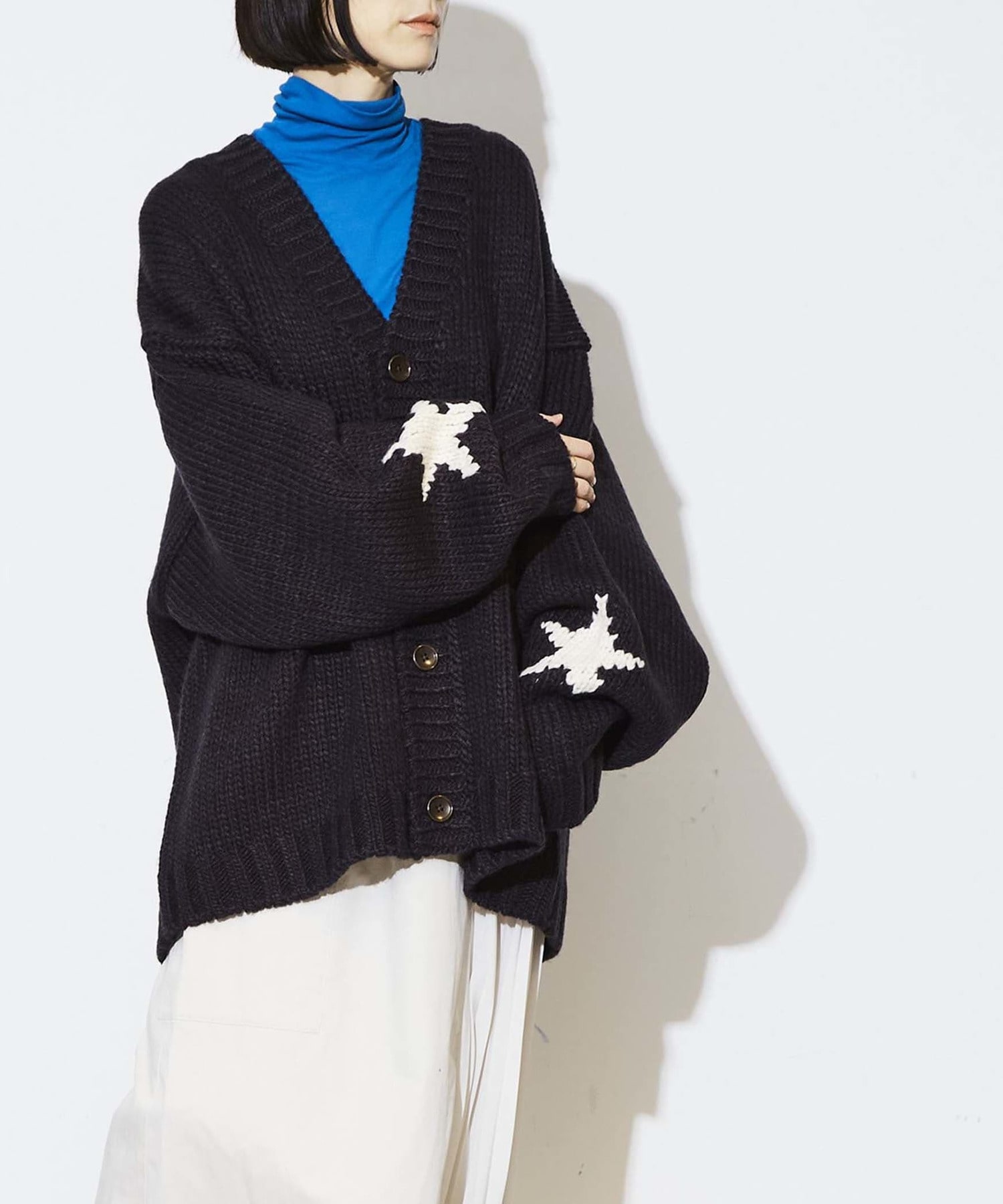 STAR★ LOWGAGE KNIT CARDIGAN