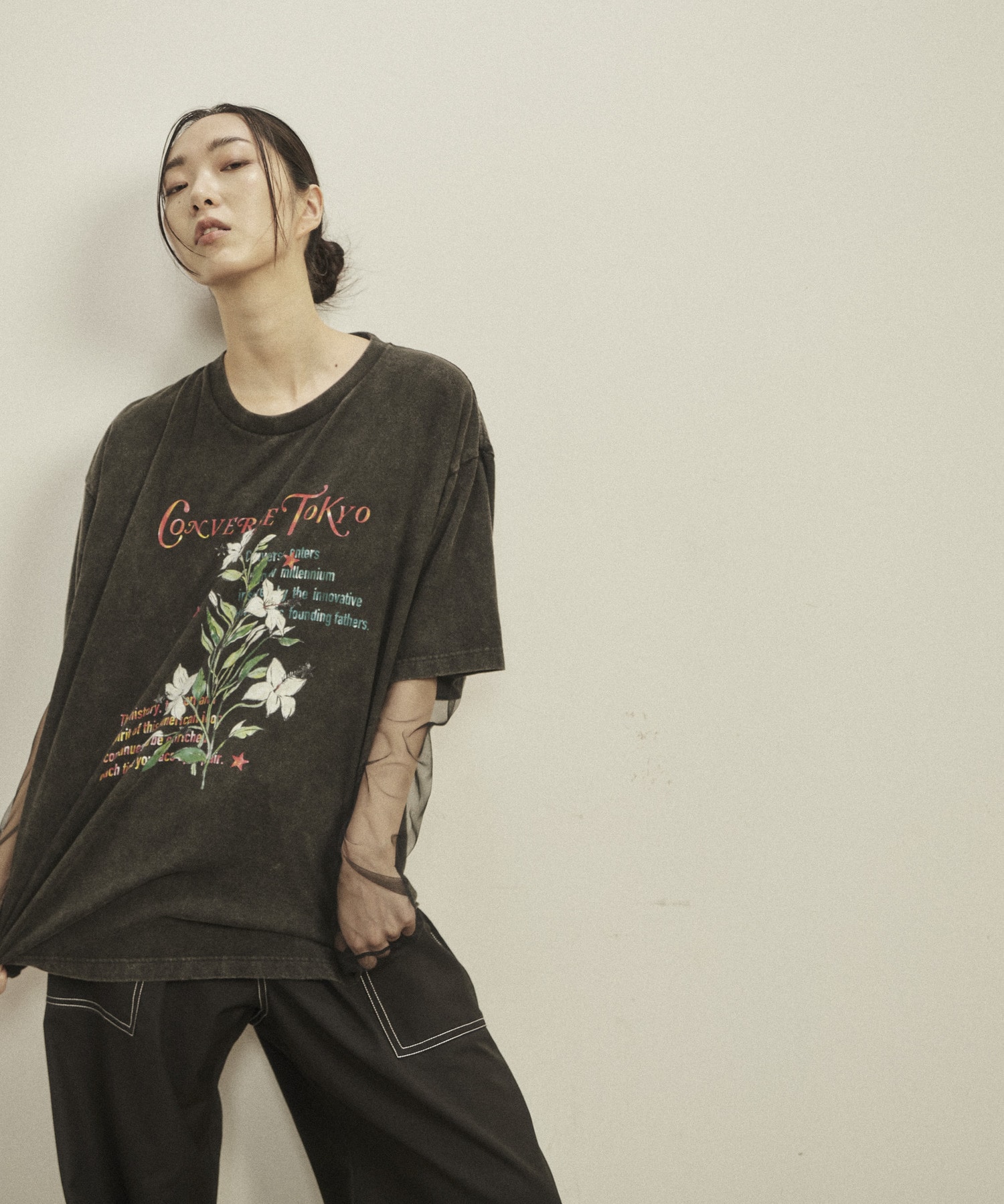 LILY FLOWER PRINT PIGMENT DYE TEE