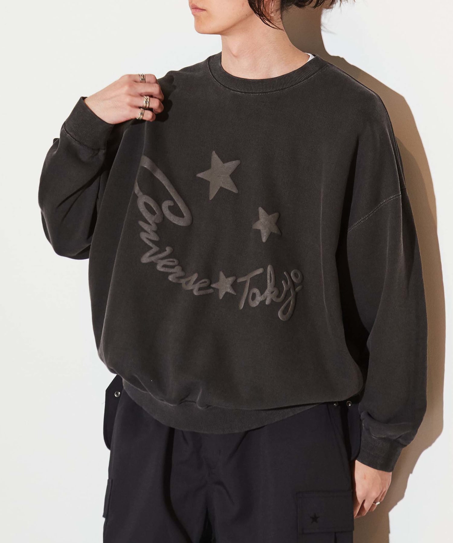 PIGMENT DYE CRUSHEDFOAM PRINT FACE SWEAT｜CONVERSE TOKYO