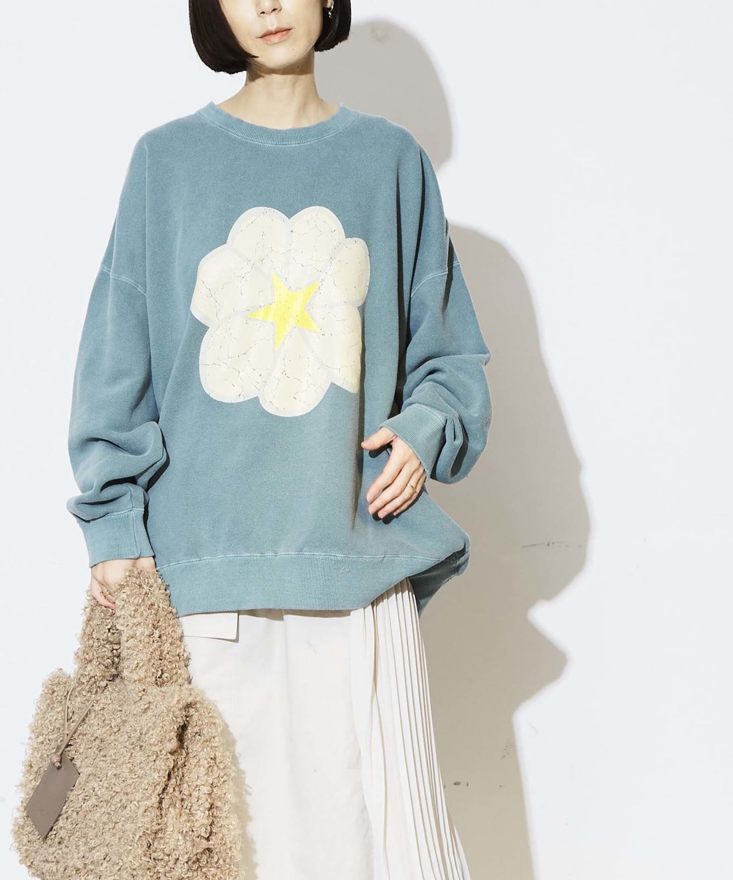 PIGMENT DYE CRACK PRINT FLOWER SWEAT