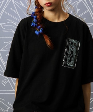 【 CONVERSE TOKYO×カードキャプターさくら 】クロウカードTEE