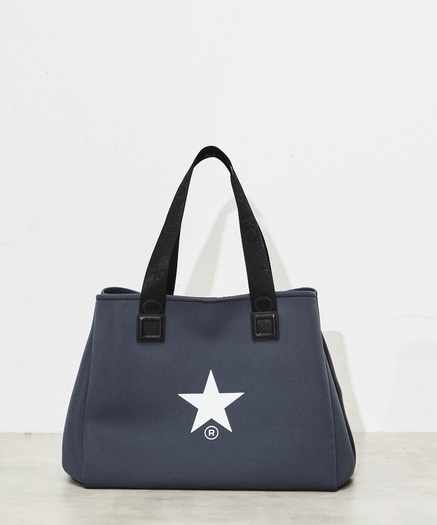 LOGO HANDLE NEOPRENE TOTE BAG