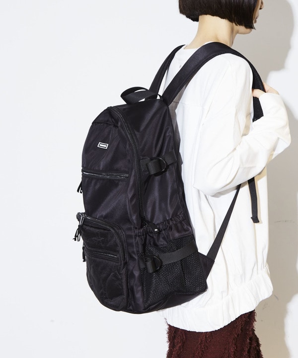 QUILTING POCKET NYLON BACKPACK 詳細画像 1