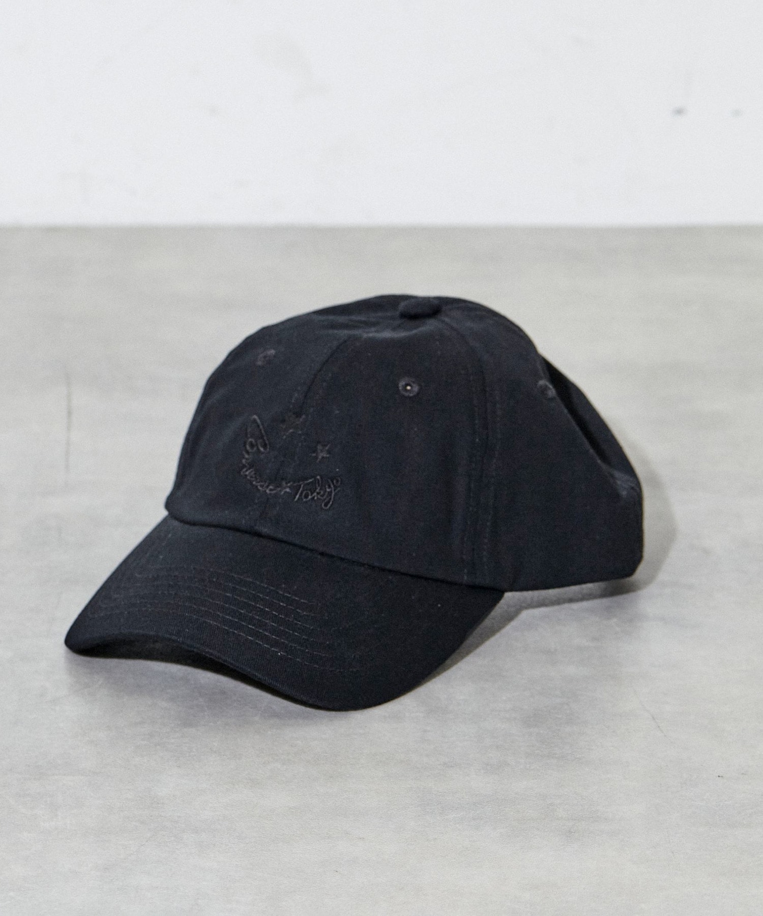 FACE LOGO EMBROIDERY CAP