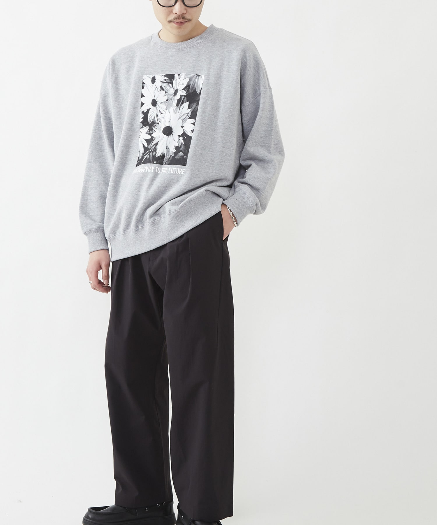 FLOWER PHOTO PRINT SWEAT