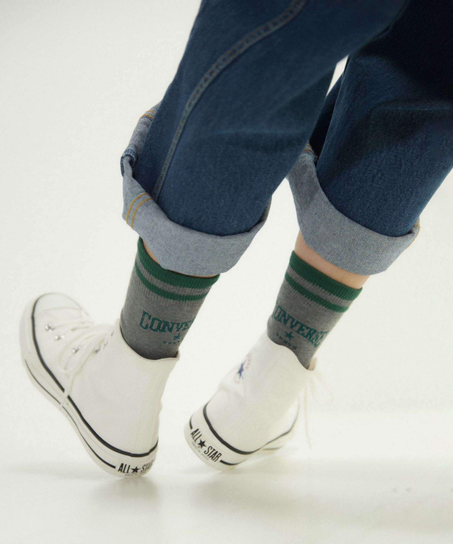 COLLEGE LOGO LINE SOX