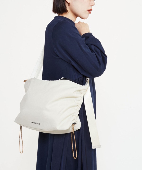 SIDE GATHER NYLON PADDED SHOULDER BAG 詳細画像 1