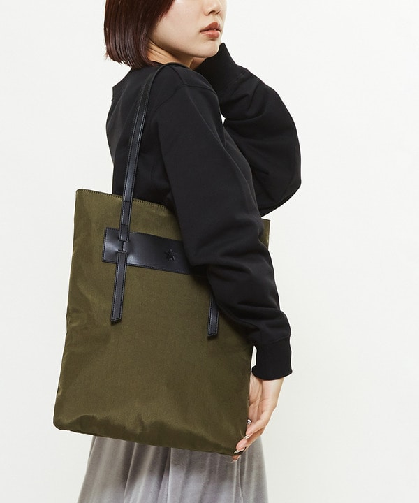 LONG HANDLE NYLON TOTE BAG 詳細画像 1