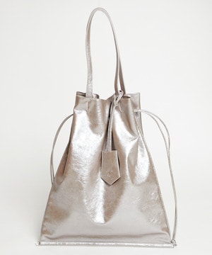 METALLIC GATHERED TOTE BAG