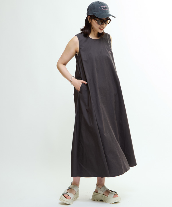 SLEEVELESS GATHERED VOLUME DRESS 詳細画像 12
