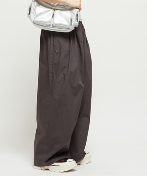 GATHERED WIDE BALLOON PANTS