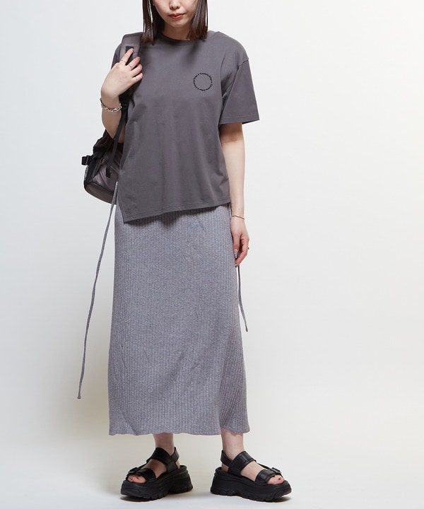 ASYMMETRY EMBROIDERY LOGO TEE 詳細画像 8