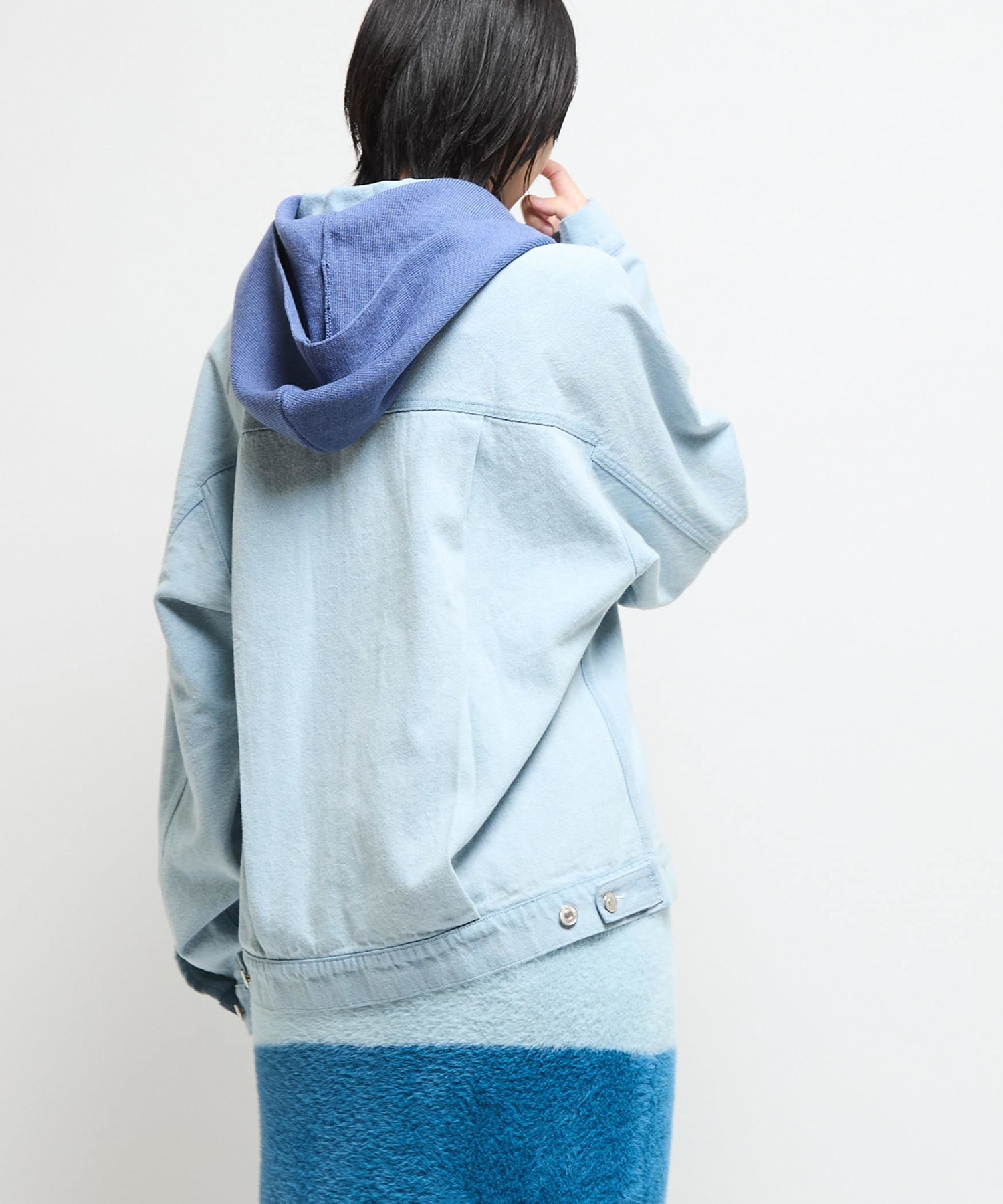 コレクションの前掛けです OVERSIZED DENIM JACKET (SET-UP)｜CONVERSE TOKYO (コンバース