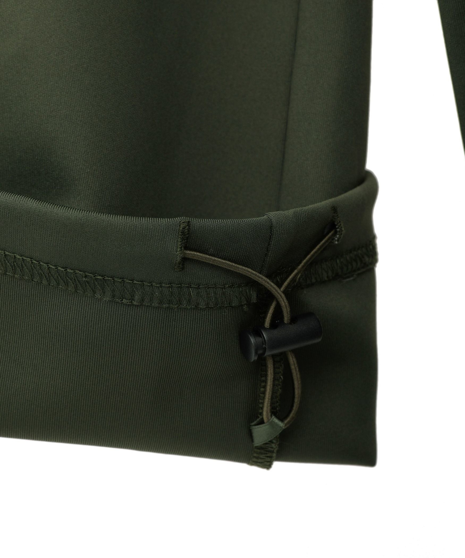 タッコ様 SIDE LINE WIDE CARGO TRACK PANTS｜CONVERSE TOKYO (コンバース