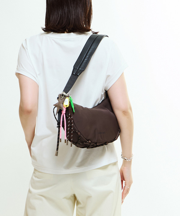LACE-UP CORD MOON SHOULDER BAG 詳細画像 2