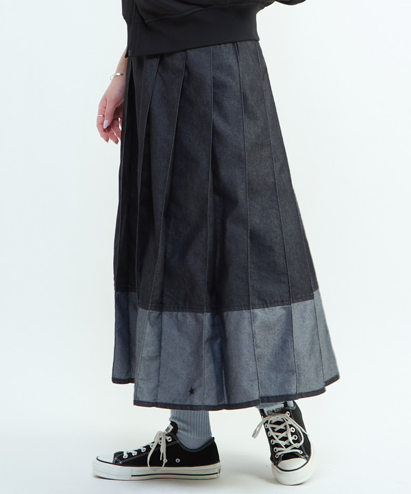 LIGHT DENIM PLEATED SKIRT 詳細画像 1