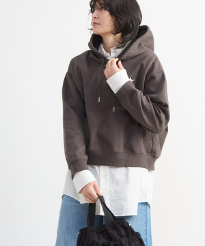 EMBROIDERED LOGO HOODIE