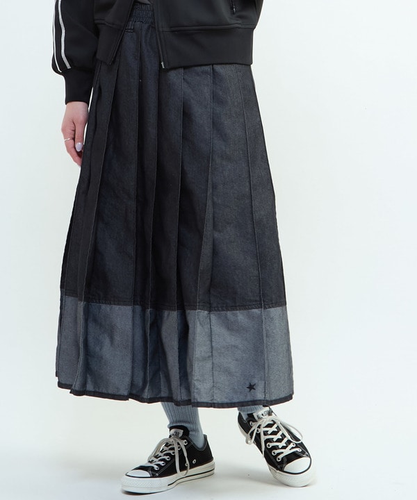 LIGHT DENIM PLEATED SKIRT 詳細画像 ブラック 1