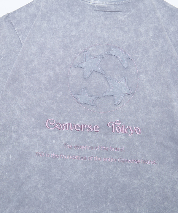 SPINDLE HEM EMBROIDERED LOGO TEE 詳細画像 1