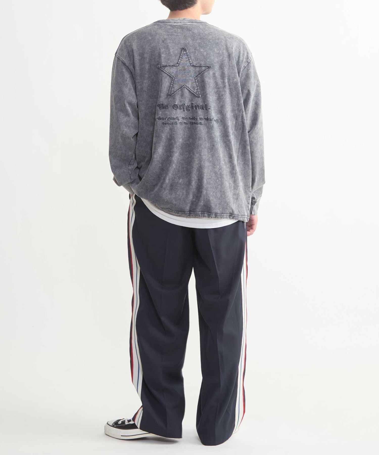 STAR☆ PATCH LETTERING LONG SLEEVE TEE｜CONVERSE TOKYO (コンバース