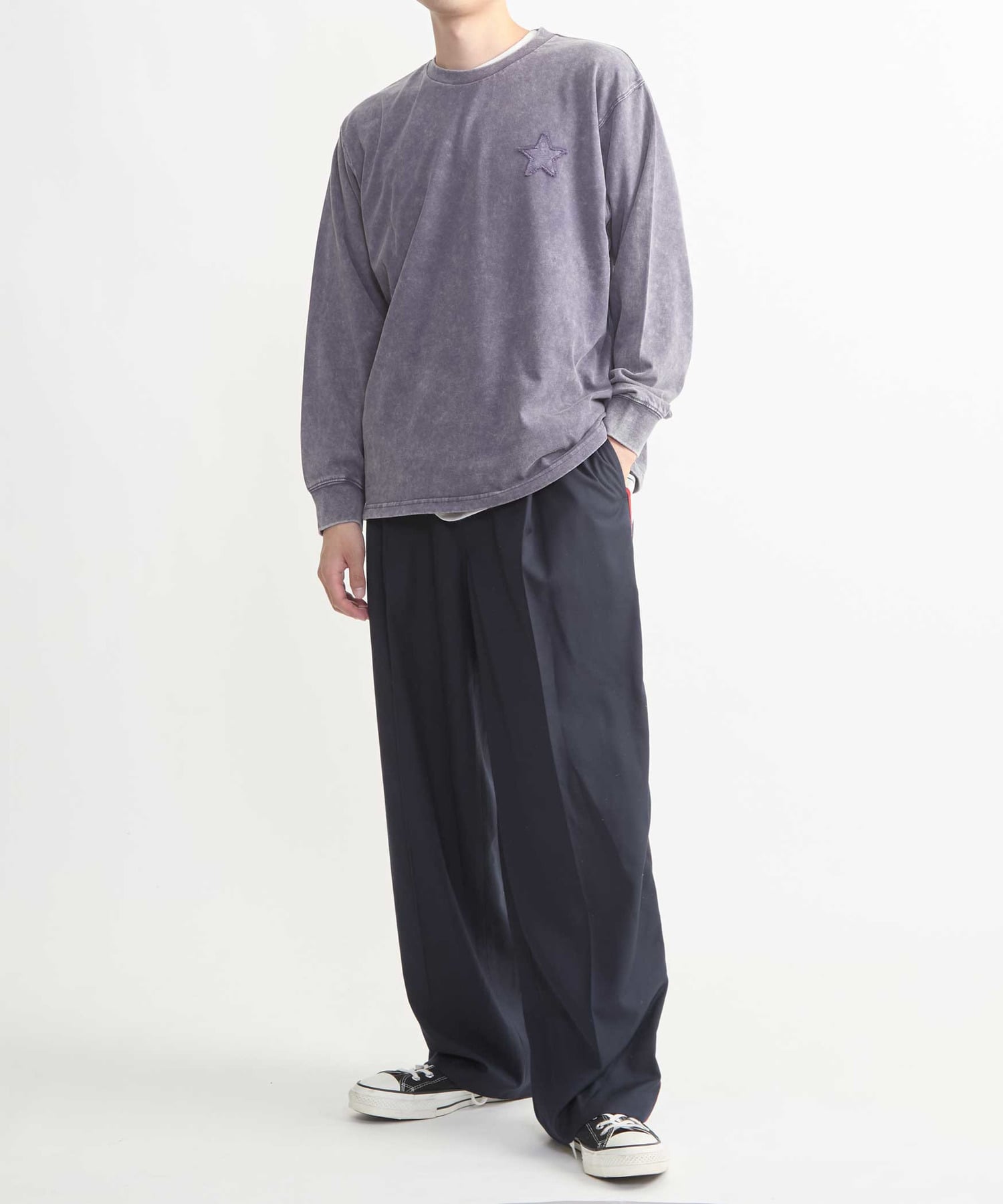 STAR☆ PATCH LETTERING LONG SLEEVE TEE｜CONVERSE TOKYO (コンバース
