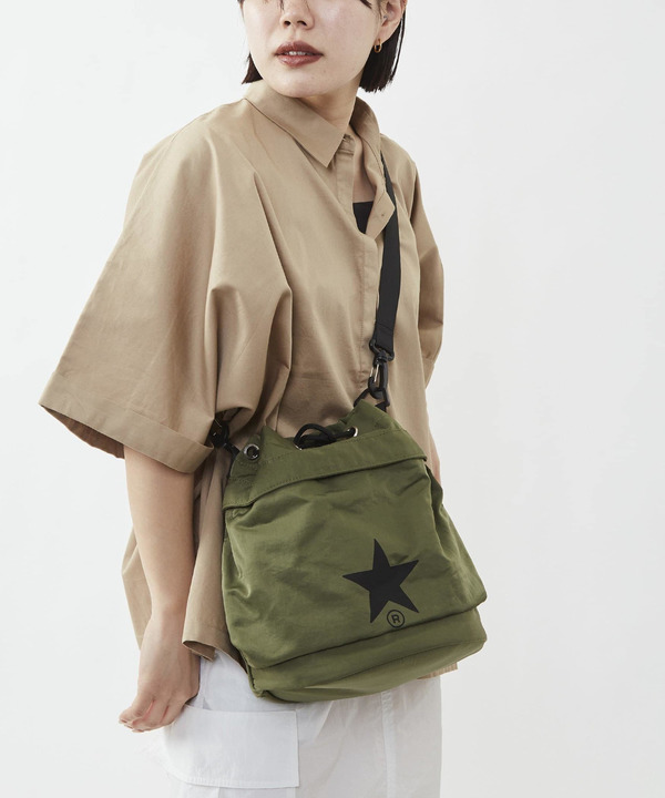 NYLON BALLOON SHOULDER BAG 詳細画像 2