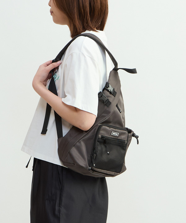 NYLON  ONE-SHOULDER BAG 詳細画像 4